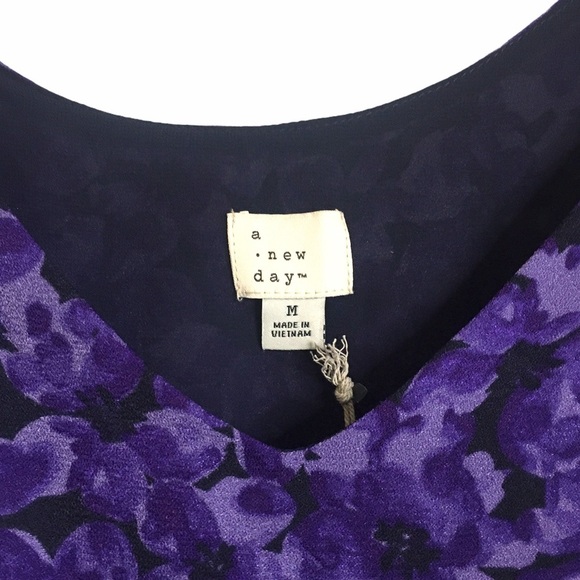 A New Day Purple Floral Lined V Neck Velvet Camisole Adjustable Straps Medium M - Picture 5 of 12